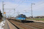 Am 20.02.2026 war in Rodleben die CD Cargo 383 018-9 mit einem KLV Richtung Roßlau unterwegs.