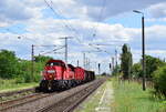 261 020 kommt am Nachmittag mit der Übergabe aus Rodleben durch Güterglück gen Magdeburg gefahren.