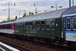 Auch nostalgische Museumswagen liefen im SOnderzug von Bratislava nach Berlin Charlottenburg mit.