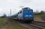 140 008 PRESS mit leerem Autotransportwagenzug am 22.03.2016 in Vöhrum bei Hannover.