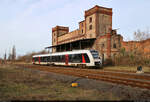 1648 902-2 (Alstom Coradia LINT 41) nähert sich an der ehemaligen Malzfabrik dem Bahnhof Könnern.