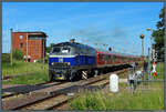 218 467-9 der VIS beschleunigt am 06.06.2026 ihren RE17 nach Magdeburg aus dem Bahnhof Baalberge.