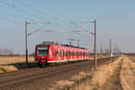 Normalerweise fahren zwischen Magdeburg und Halle 146er mit drei Doppelstockwagen, am 05.09.2018 war ausnahmsweise 425 006-4 als RE 30 von Halle nach Magdeburg unterwegs.