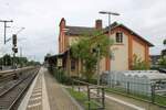 Das Bahnhofsgeb�ude in Sarstedt am 09.07.2026.
