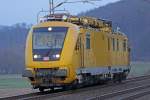 DB  711 113-1 am 05.01.15 um 16:13 nördlich von Salzderhelden am Bü Km 75,1 in Richtung Göttingen