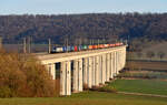 Metrans 386 020  Hamburg  mit DGS 41925 Hamburg-Waltershof Dradenau - Enns am 21.Januar 2026 auf der Auetalbr�cke bei Kreiensen