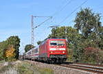 120 114 mit IC 2909 (Hamburg Altona-Stuttgart Hbf) am 12.10.2018 in Röddensen zwischen Burgdorf und Aligse.