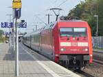 101 021 durchfährt Oeynhausen mit IC nach Amsterdam, 30.09.2020