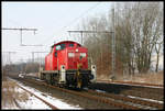 295043-4 ist hier am 5.3.2005 solo in Westerkappeln Velpe auf dem Rückweg zum BW Osnabrück.