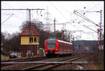 DB ET 425581 passiert hier am 25.1.2005 auf der Fahrt nach Bad Bentheim das östliche Stellwerk in Westerkappeln Velpe.