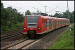 425555-0 kommt hier am 28.5.2007 aus der Verbindungsstrecke von der KBS 400 zur KBS 375 in Kirchlengern und ist auf dem Weg von Bielefeld nach Bad Bentheim.
