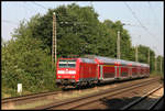 DB 146131 ist hier am 12.9.2006 in Linsburg mit Ziel Hannover unterwegs.
