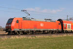 146 109 schiebt den RE 1 nach Hannover.