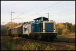 212372-7 ist hier am 29.10.2005 um 9.15 Uhr in der Bauernschaft Lengerich Schollbruch mit einem Sonderzug von Siegen nach Bremen unterwegs.