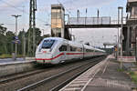 Eine kurze Version des ICE 4 kommt hier am 1.8.2026 um 06.50 Uhr durch den Bahnhof Hasbergen. N�chster Halt ist Osnabr�ck HBF.