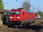 185 222 Lz in Salzbergen in Richtung Lingen fahrend, 27.04.2022