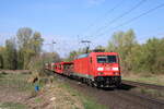 DB 185 291-2 mit leeren Autotransportwagen Richtung Lehrte, am 15.04.2025 in Hannover Misburg.