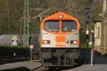 V330.2 f�hrt durch den Bahnhof von R�beland; 06.05.2008