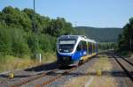 VT 724 der NordWestBahn fuhr am 20.07.2010 als RB 84 von Holzminden nach Paderborn Hbf in den Hp Bad Driburg ein.