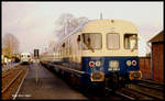 634656 kreuzt hier auf dem Weg nach Gronau am 9.2.1990 um 15.58 Uhr im Bahnhof Ochtrup den Gegenzug nach Münster.