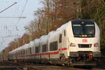 Nachschuss auf den ICE-L Steuerwagen am Nachmittag des 8.3.2026 bei der Durchfahrt in Sythen als ICE1055. Auf Grund einer Umleitung war der Zug ausnahmsweise  richtig  gereiht unterwegs.