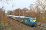 Am 9.3.26 eilte 111 017 mit einem Leerpark der UEX aus Hamburg durch Sythen mit dem Ziel Köln