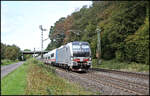 193168 kommt hier am 18.09.2026 um 9.52 Uhr mit einem neuen ICE L in Richtung M�nster durch den Haltepunkt B�sensell.