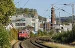 Die Ankunft der RB 91 aus Iserlohn mit der 111 168-1 an der Spitze, aufgenommen am 06.10.2022 vom Hausbahnsteig in Letmathe aus (Bildausschnitt)