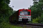 Auf Grund der Tour de France in Düsseldorf fuhr die Regiobahn auf der S28 am 1.7.17 im 15min Takt. Hier für wurden bei der Bayernbahn die beiden ex AKN Triebzüge 133 239 und 133 242 angemietet. Hier fahren die beiden Triebzüge als S28 von Mettmann kommend durch Erkrath gen Düsseldorf.

Erkrath 01.07.2017