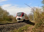 Ein S28 Zug nach Mettmann Stadtwald ist hier im Bogen am Nordkanal zu sehen es ist der Regiobahn Triebwagen VT 1006-2 der hier gen Neuss Hbf fahrend zusehen ist.