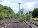 Viele Stellen sind noch frei als wären hier noch vor kurzem Züge gefahren. Doch seit 2004 rollt hier nichts mehr im alten NATO Bahnhof Rösrath.

Rösrath 15.08.2015 