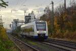 VT241 der VIAS war heute früh als Tauschfahrt auf den Weg von Düren nach Neuss. Hier konnte ich den Zug in Erftwerk aufnehmen.

Grevenbroich 25.11.2023