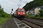 185 387-8 kommt aus Linz mit einem Öler am Haken durch Leubsdorf am Samstag den 16.6.2018