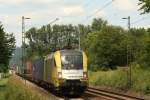 ES 64 U2 095 fuhr am 12.06.11 durch Unkel.