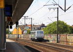 Ein Nachschuss von der 111 210 von Railadventure und kommt als Lokzug aus Köln-Hbf nach Mönchengladbach-Hbf und kamm aus Richtung Köln-Hbf und fuhr durch Köln-Ehrenfeld in Richtung