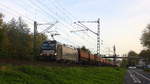 193 862 von MRCE(Vectron) l kommt aus Richtung Koblenz mit einem  Kohlenleerzug aus Neunkirchen(Saar) nach Moers(Gbf) und fährt durch Bad-Honnef(am Rhein) in Richtung Köln.