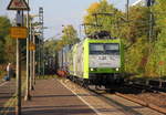 185 533-7  und 185 532-9 beide von Captrain kommen mit einem KLV-Zug aus Neuss-Gbf(D) nach Wels-Vbf(A) und kammen aus Richtung Köln-Gremberg und fuhren durch Bonn-Oberkassel in Richtung Koblenz.
