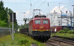 Highlight des Tages war 140 003 mit Langschienen. Während die 140er bei der DB immer seltener werden sind sie bei den privat Firmen noch sehr oft zu finden. 

Königswinter 28.05.2016