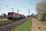 DB Cargo 187 111 mit kurzem Güterzug am 07.04.18 bei Niederwalluf (rechte Rheinstrecke) 