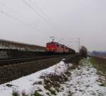 RAILION DB Logistics 151 153-4 + DB 155 086-2 mit einem gemischten Gterzug Richtung Koblenz, bei Erbach (Rheingau); 24.12.2009 