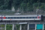 Ein Bpm-Personenwagen (61 85 20-90 240-3) war Anfang August 2021 bei Remagen zu sehen.