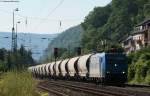 185 526-1 von RSB Logostic mit einem ler(?) in Oberwesel gen Norden 20.7.10