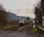 MRB 460 006-0 bei der Einfahrt in Trechtingshausen am Sonntag den 15.3.2015