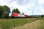 DB Cargo 185 273-0 mit Werbung für Lokführer und Schrottwagen am 10.06.18 bei Gau Algesheim 