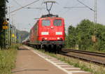 151 132-8 und 151 040-3 beide von DB-Railpool  kommen mit einem Coilzug aus Oberhausen-West(D) nach  Andernach-Gbf(D) ) und kammen aus Richtung
