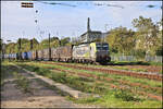 BLS 475421-4 kommt hier am 19.9.2026 um 16.40 Uhr mit einem Container Zug in Richtung S�den durch den Bahnhof  Bonn - Mehlem.