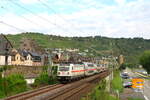 Deutschland  Lok 147 562 von DB Fernverkehr mit einem Personenzug, Oberwesel  8/8/2025