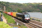 Deutschland  Lok 193 718 von Beacon zieht einem Containerzug in Oberwesel  24/7/2026