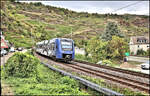 VT 622912 passiert am Ortsrand von Oberwesel 18.09.2026 um 12.29 Uhr einen B� in Fahrtrichtung Bingen.