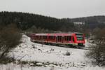 Nur noch wenige hundert Meter und 620 524 hat den Bahnhof Blankenheim (Wald) erreicht (28.02.2020)